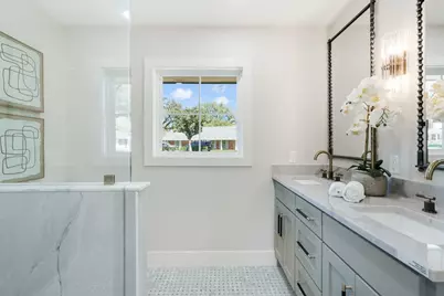 7525 Middlewood Street, Houston, TX 77063 - Photo 29