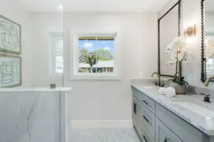 7525 Middlewood St, Houston, TX 77063 - Photo 29