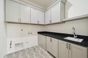 25 Wentworth Gate Path, Houston, TX 77027 - Photo 21