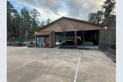 26680 Pools Creek Drive, Huntsville, TX 77320 - Photo 17