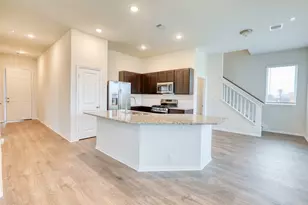 399 Magnolia St, Richwood, TX 77566 - Photo 5