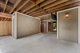 836 E 24th St, Houston, TX 77009 - Photo 41