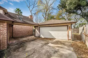 2704 Pineneedle Ln, Pearland, TX 77581 - Photo 7