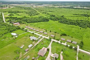 3227 Co Rd 2004, Corsicana, TX 75110 - Photo 9