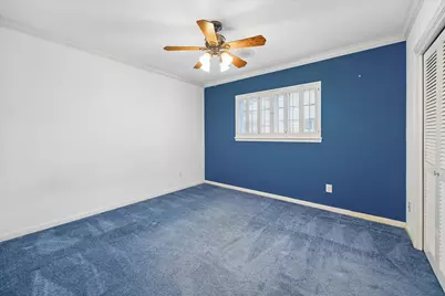 10018 Overbrook Lane, Houston, TX 77042 - Photo 13