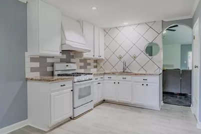 4218 E Terrace Creek Circle, Houston, TX 77014 - Photo 17