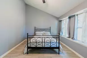 4218 E Terrace Creek Cir, Houston, TX 77014 - Photo 25