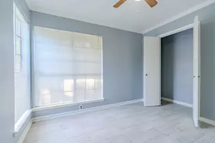 4218 E Terrace Creek Cir, Houston, TX 77014 - Photo 13