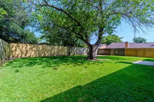 4218 E Terrace Creek Cir, Houston, TX 77014 - Photo 29