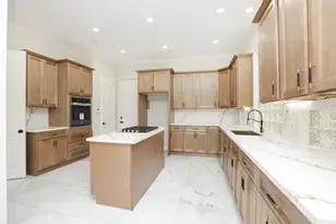 58 E Bend Ln, Houston, TX 77007 - Photo 13