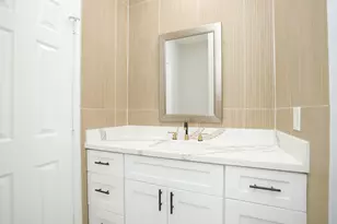 58 E Bend Ln, Houston, TX 77007 - Photo 23