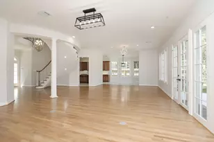 58 E Bend Ln, Houston, TX 77007 - Photo 9