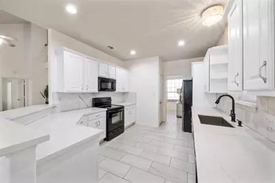 3226 Royal Palm Drive, Cove, TX 77523 - Photo 9