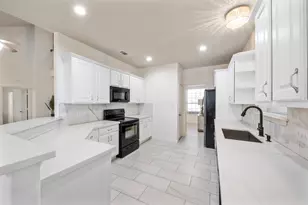 3226 Royal Palm Dr, Cove, TX 77523 - Photo 9