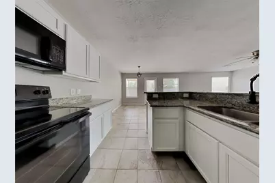 16430 Tracy Court, Conroe, TX 77306 - Photo 3