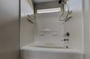 16430 Tracy Ct, Conroe, TX 77306 - Photo 7