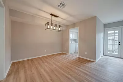 14736 Perthshire Road #F, Houston, TX 77079 - Photo 9
