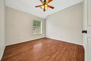 14526 Red Tailed Hawk Ln, Houston, TX 77044 - Photo 35