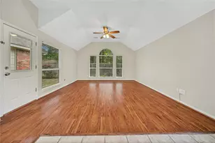 14526 Red Tailed Hawk Ln, Houston, TX 77044 - Photo 19