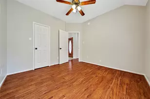 14526 Red Tailed Hawk Ln, Houston, TX 77044 - Photo 33