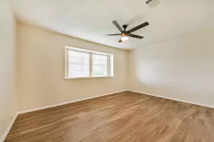 2230 E Clare St, Deer Park, TX 77536 - Photo 19