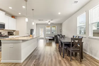 2019 Myrtle Oak Court, Conroe, TX 77304 - Photo 5