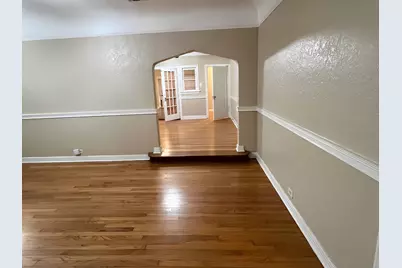2045 W Magnolia Avenue, San Antonio, TX 78201 - Photo 9