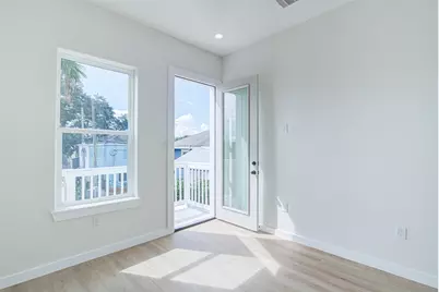 4025 Avenue M, Galveston, TX 77550 - Photo 27