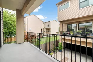 808 Paige St, Houston, TX 77003 - Photo 11
