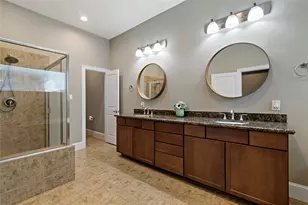 808 Paige St, Houston, TX 77003 - Photo 13