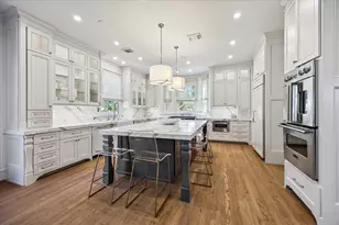 1020 River Glynn Dr, Houston, TX 77063 - Photo 13