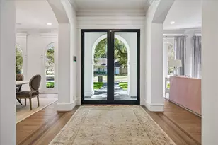 1020 River Glynn Dr, Houston, TX 77063 - Photo 5