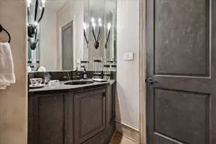 1020 River Glynn Dr, Houston, TX 77063 - Photo 21