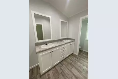 908 N Colorado Street, Edna, TX 77957 - Photo 23