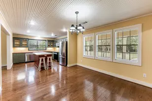 18 Allbritton Rd, Huntsville, TX 77320 - Photo 5