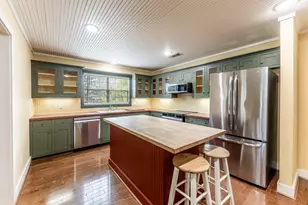 18 Allbritton Rd, Huntsville, TX 77320 - Photo 3