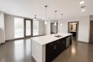 1111 N Durham Dr, Houston, TX 77008 - Photo 1