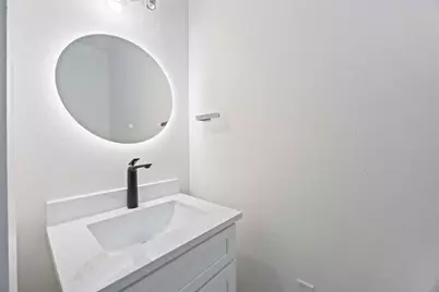5222 Gold Street #A, Houston, TX 77026 - Photo 9
