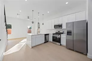 5222 Gold St, Houston, TX 77026 - Photo 1