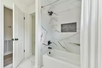 1913 Grace Street, Alvin, TX 77511 - Photo 19