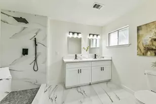 1913 Grace St, Alvin, TX 77511 - Photo 13