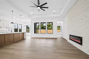 3219 King St, Houston, TX 77026 - Photo 7