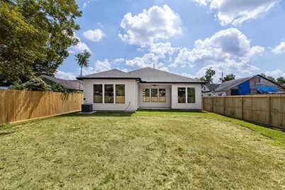 3219 King Street, Houston, TX 77026 - Photo 31