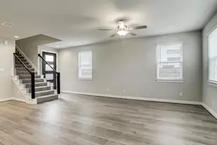 9826 Magnolia Village Ln, Houston, TX 77080 - Photo 3