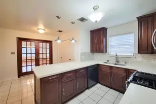 8747 Fondren Village, Houston, TX 77071 - Photo 15