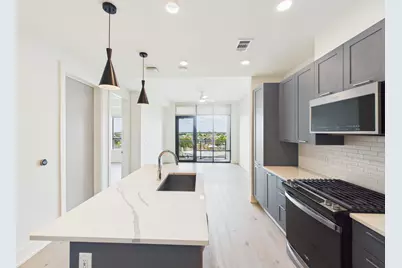 929 Westcott #604, Houston, TX 77007 - Photo 1