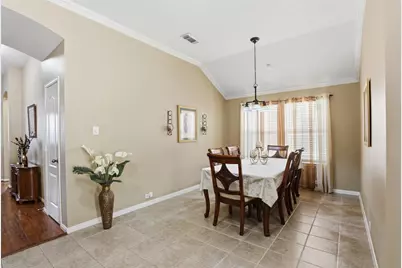 619 Castle Cove Lane, League City, TX 77573 - Photo 3