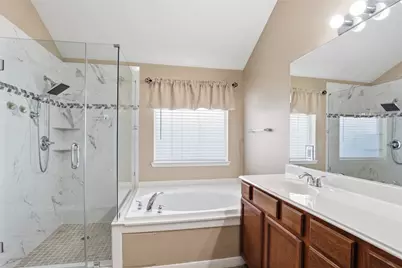 619 Castle Cove Lane, League City, TX 77573 - Photo 19