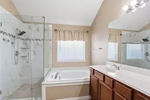 619 Castle Cove Ln, League City, TX 77573 - Photo 19