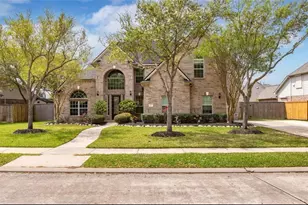 2207 Bayou Cove Ln, League City, TX 77573 - Photo 1